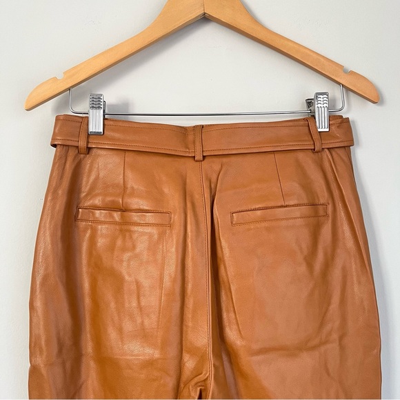 7 For All Mankind Faux Leather Wide Leg Pleated Pants Size Small - Picture 5 of 8